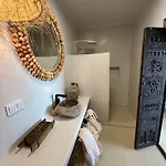 アパートホテル Casa De Oro Lujo 4*