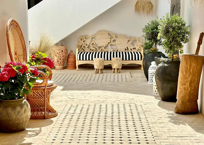 Apartahotel Casa De Oro Lujo