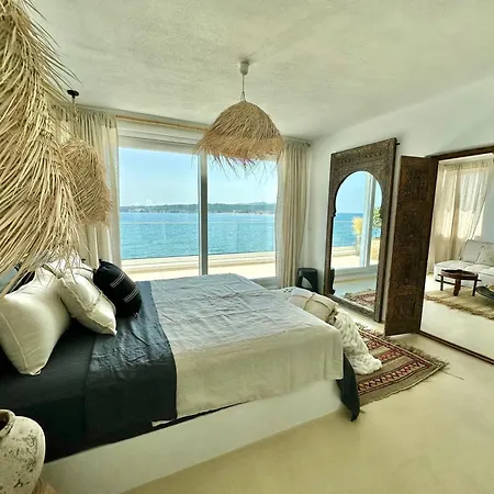 Casa De Oro Lujo 4*