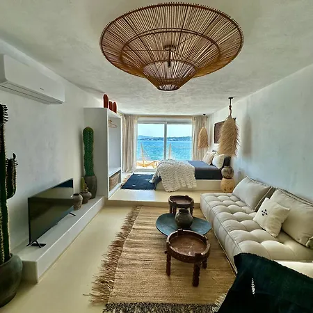 Casa De Oro Lujo Апартхотел